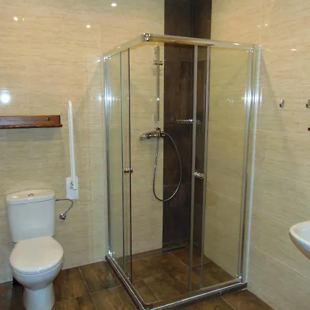 Gosciniec Pod Brzegiem Устронь