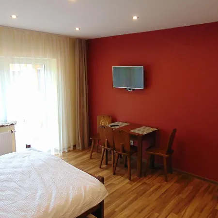 Gosciniec Pod Brzegiem