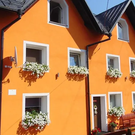 Couette-café Gosciniec Pod Brzegiem 3*