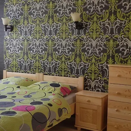 Gosciniec Pod Brzegiem Отель типа 