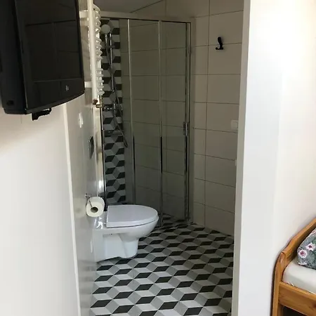 Gosciniec Pod Brzegiem Устронь