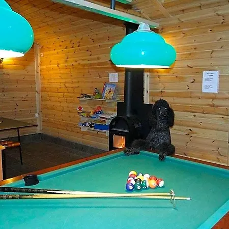 Gosciniec Pod Brzegiem Couette-café