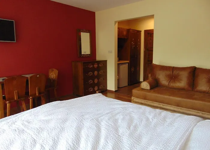 Gosciniec Pod Brzegiem B&B